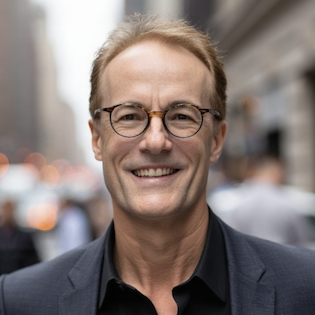 Andrew Busch Headshot Version 2-1
